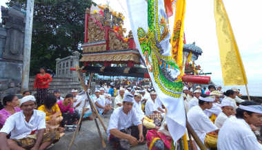 In Front of Pura Penimbangan