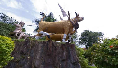 Bullrace Statue Singaraja