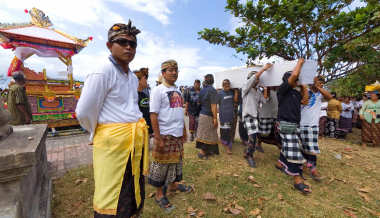 Carrying the Casket